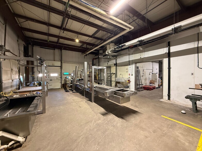 More Photos Of 960 Creek Rd, Bellmawr Food Processing For Lease