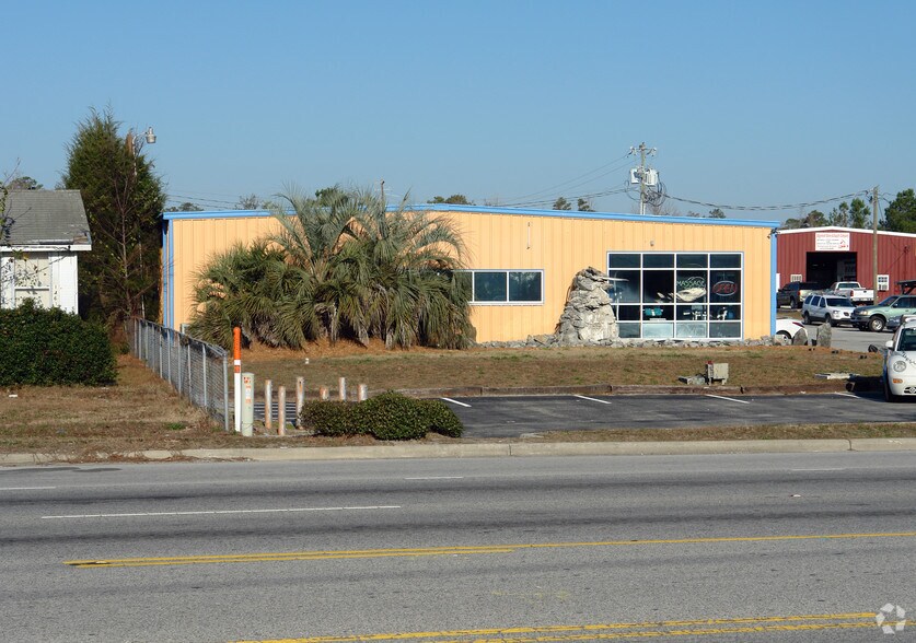 More Photos Of 14653 Us-17 Hwy N, Hampstead Health Club For Lease