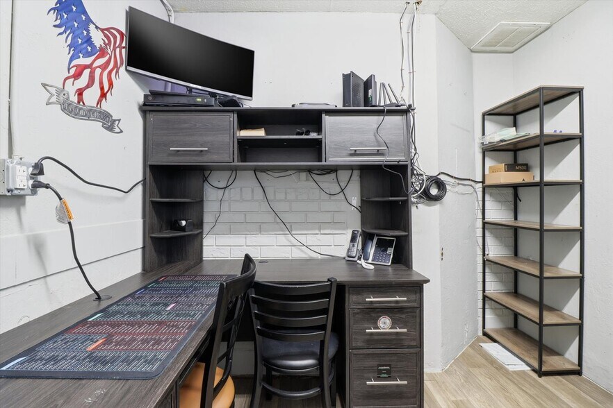 More Photos Of 859 S US Highway 41, Inverness Restaurant For Sale