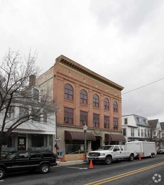 More Photos Of 27-31 E Main St, Lititz Restaurant For Lease