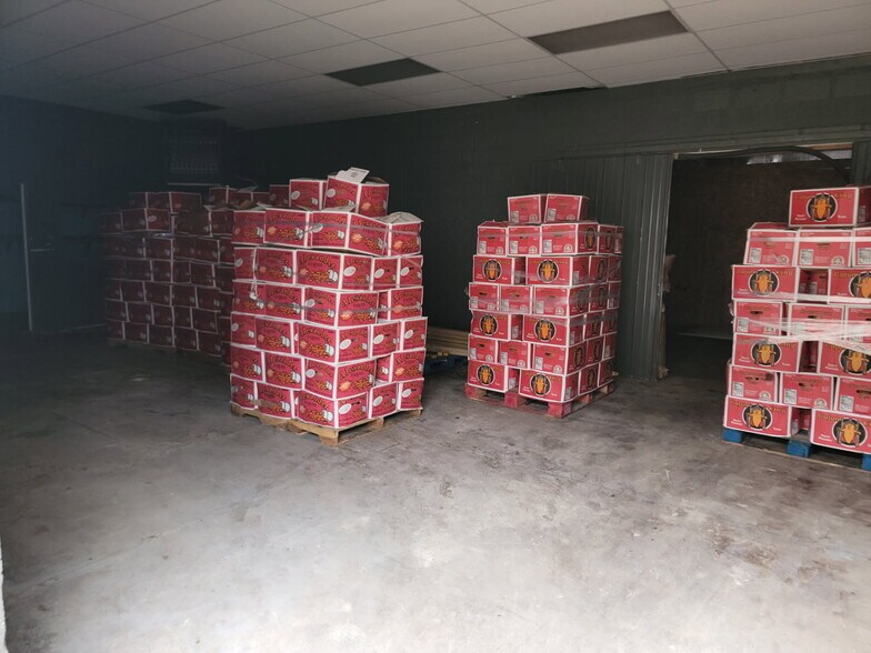 More Photos Of 1525 Adelaide St, Detroit Warehouse For Lease