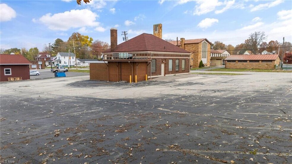 More Photos Of 403 Tenney Ave, Campbell Bank For Sale