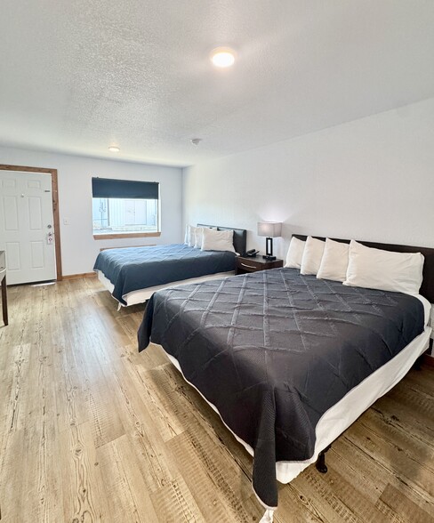 More Photos Of 500 SE Lincoln Rd, Idabel Hotel For Sale