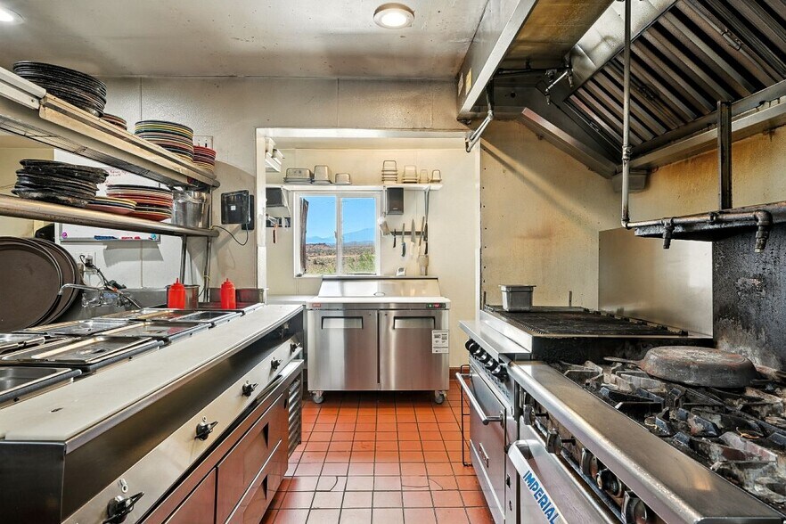 More Photos Of 2523 UT-24, Torrey Hotel For Sale