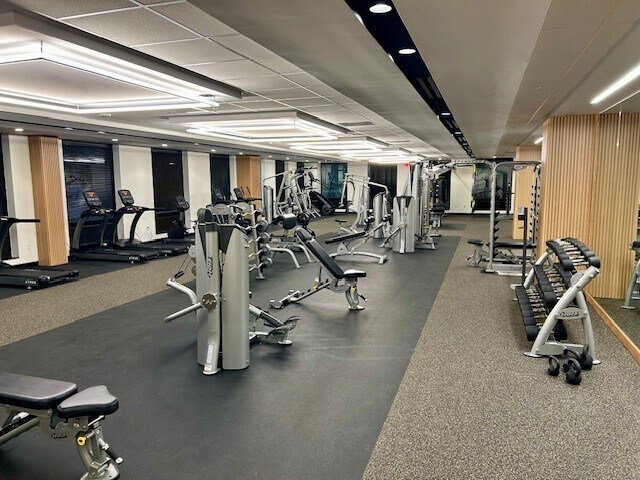 More Photos Of 4502 Woodland Corporate Blvd, Tampa Unknown For Lease