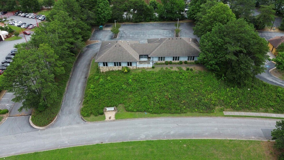 More Photos Of 6612 Exchange Pl, Morrow Office For Sale