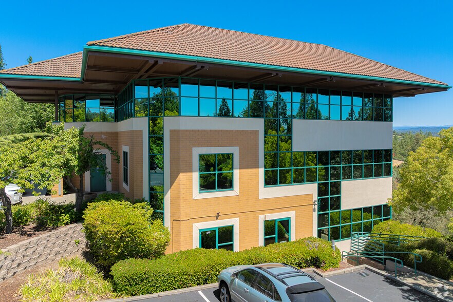 More Photos Of 13620 Lincoln Way, Auburn Office For Sale