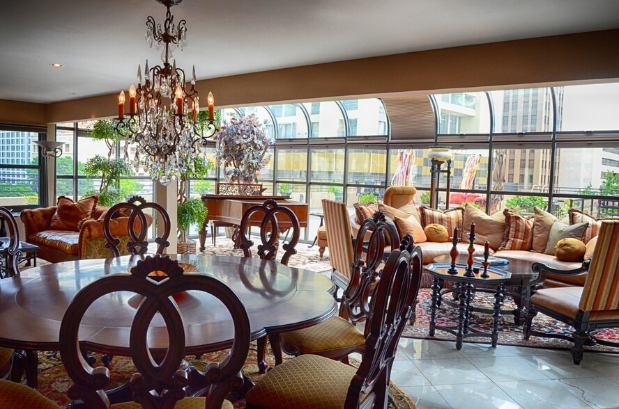 More Photos Of 126 E Main Plz, San Antonio Apartments For Sale