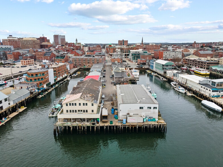 More Photos Of Custom House Wharf Street, Portland General Retail For Lease