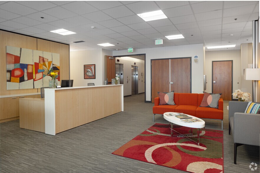 More Photos Of 950 W Bannock St, Boise Coworking Space