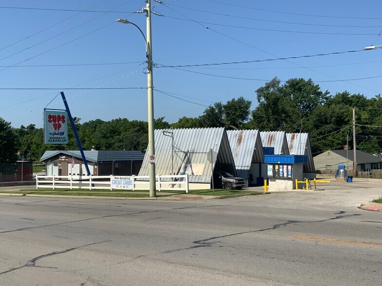 More Photos Of 7822 Troost Ave, Kansas City Carwash For Sale