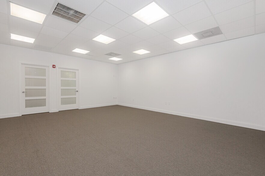 More Photos Of 7301 Wiles Rd, Coral Springs Medical For Sale