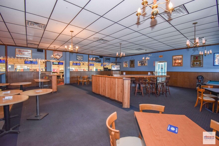 More Photos Of 28 N Bowl Ln, Plattsburgh Sports And Entertainment For Sale