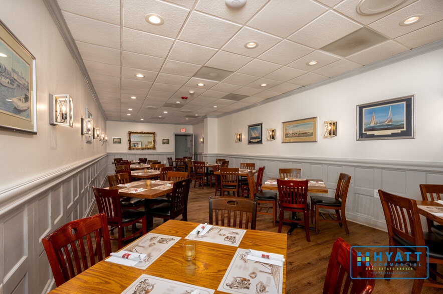 More Photos Of 625 Greenway Rd, Glen Burnie Restaurant For Sale