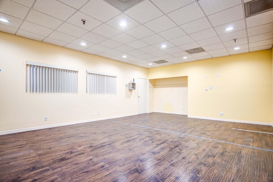 More Photos Of 6820-6830 E Washington Blvd, Commerce Refrigeration Cold Storage For Lease