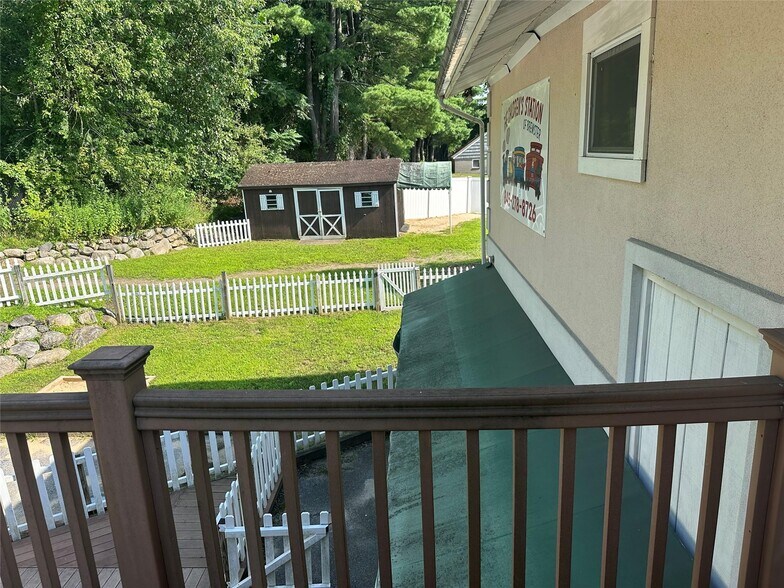 More Photos Of 2430 Carmel Ave, Brewster Office For Lease