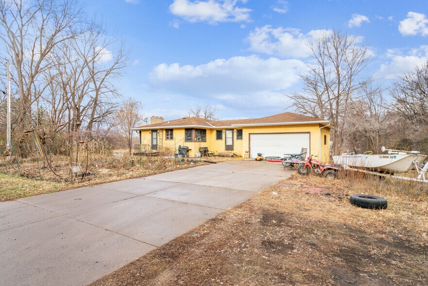 More Photos Of 388 W 9th Ave, Saint Paul Park Restaurant For Sale