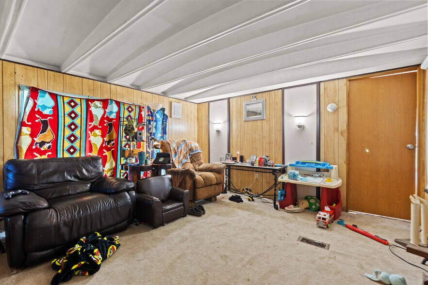 More Photos Of , Splendora Specialty For Sale