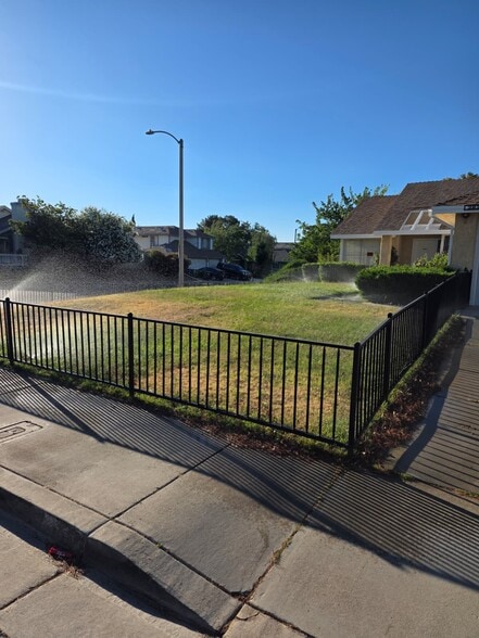 More Photos Of 3833 E Avenue R12, Palmdale Healthcare For Sale