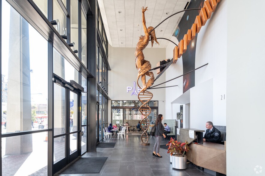 More Photos Of 2150 Shattuck Ave, Berkeley Office For Lease