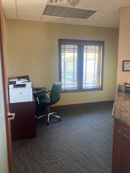 More Photos Of 2774 Commerce Dr NW, Rochester Office For Lease