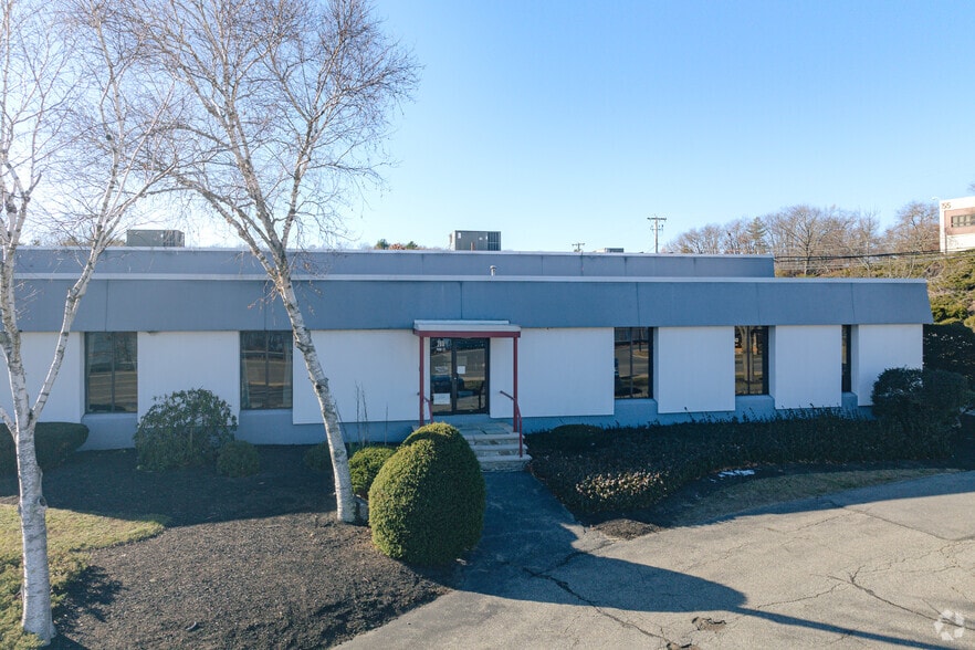 Primary Photo Of 280 Pond St, Randolph Research And Development For Lease