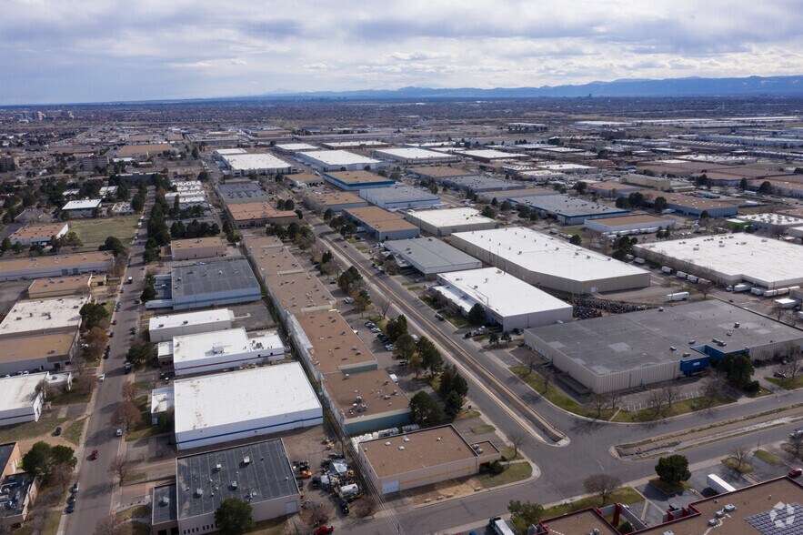 More Photos Of 4920-5060 Nome St, Denver Warehouse For Lease
