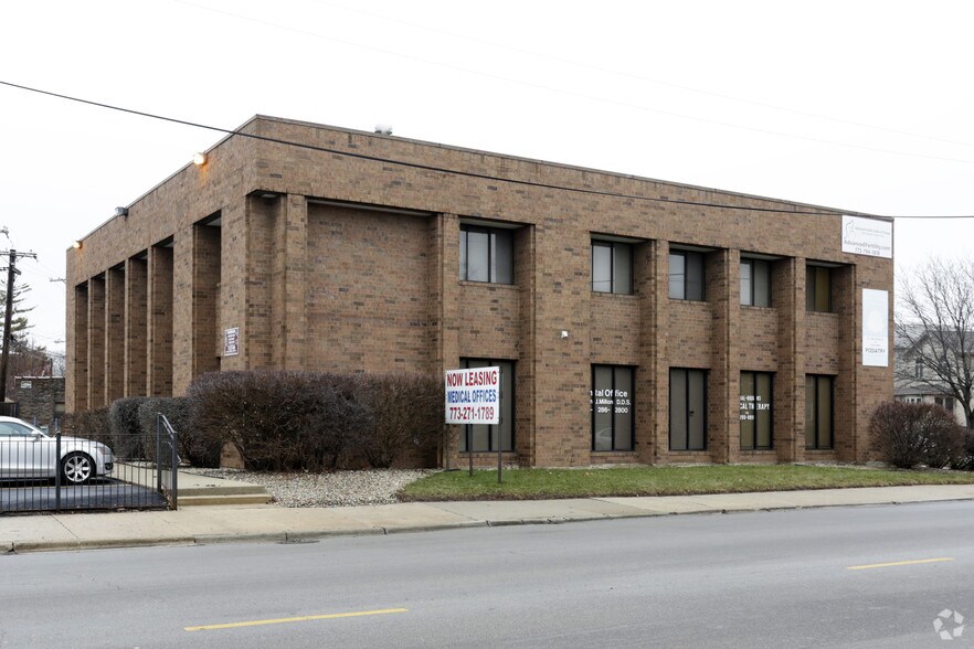 More Photos Of 4920 N Central Ave, Chicago Medical For Lease