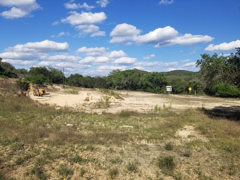 More Photos Of Park Rd. 37 and FM 1283, Lakehills Land For Sale