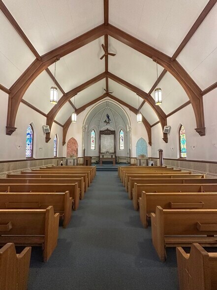 More Photos Of 111 Wellsville St, Bolivar Religious Facility For Sale