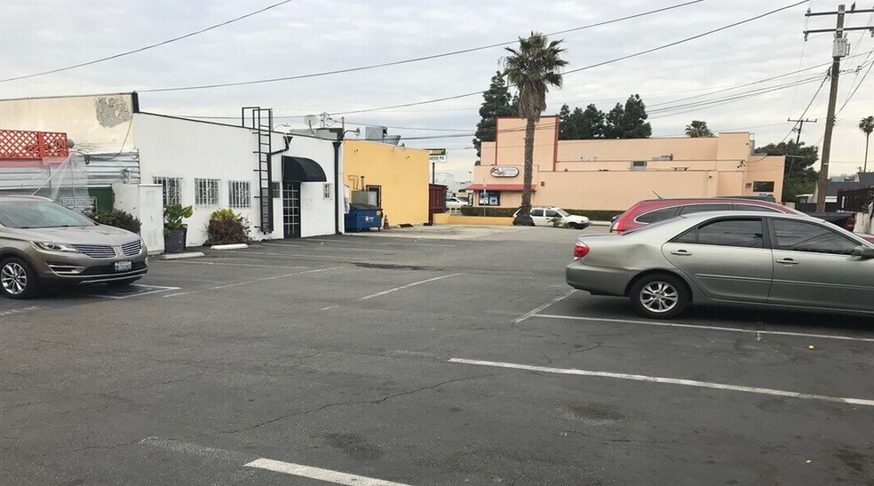 More Photos Of 11934-11940 Aviation Blvd, Inglewood Restaurant For Lease
