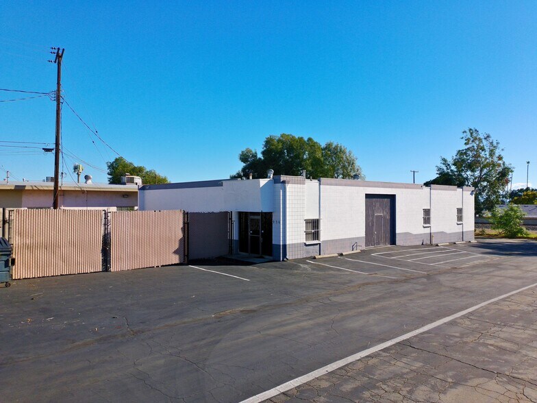 Primary Photo Of 936 W 9th St, Upland Warehouse For Lease