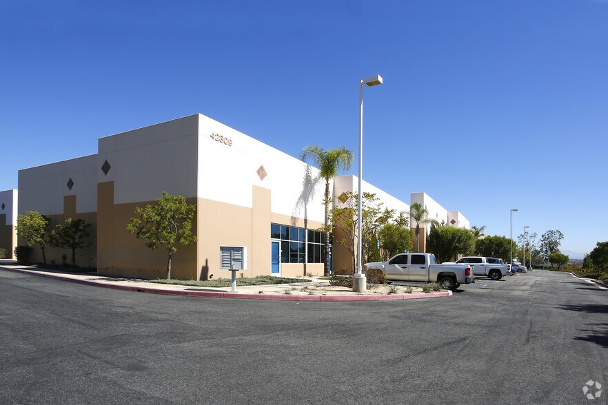 More Photos Of 42309 Winchester Rd, Temecula Warehouse For Lease