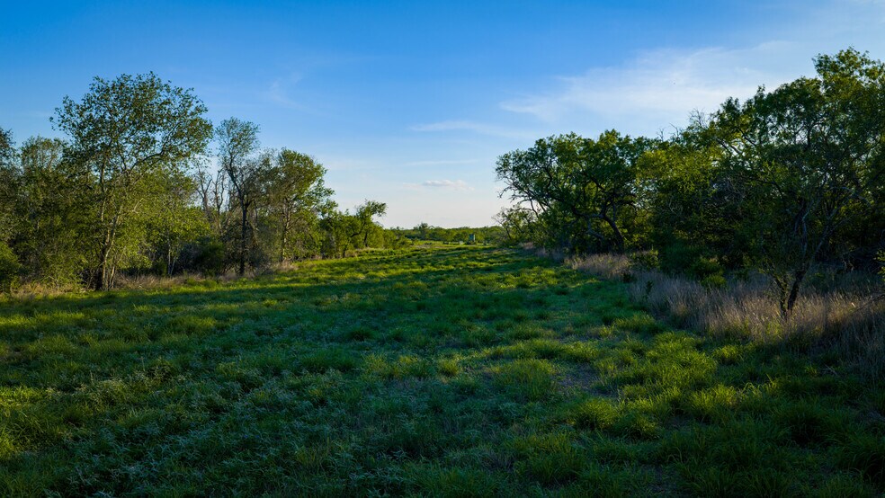 More Photos Of FM 791, Campbellton Land For Sale