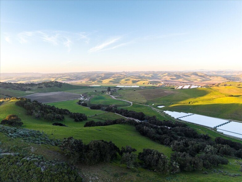 More Photos Of 9451 Batchelder Rd, Los Alamos Land For Sale