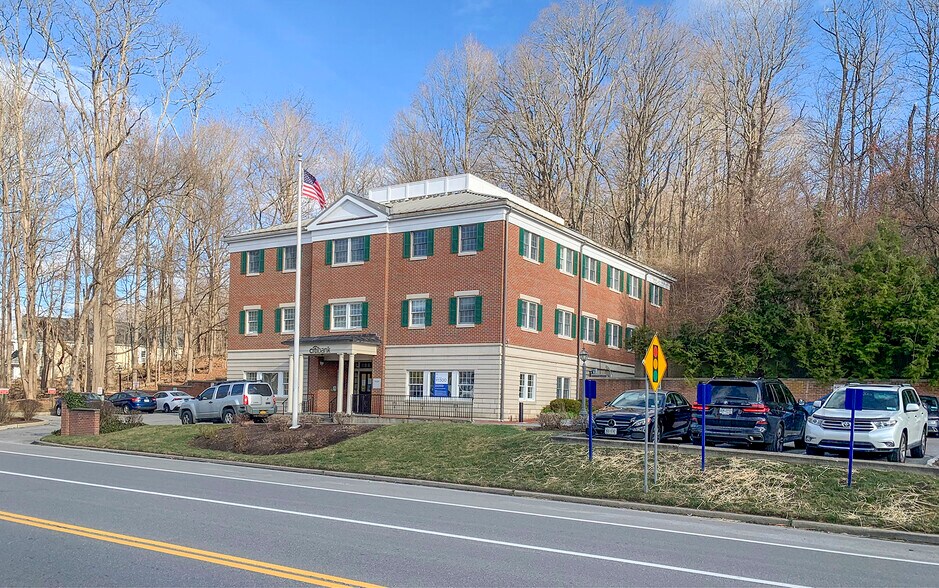 More Photos Of 332 Route 100, Somers Township Office For Sale