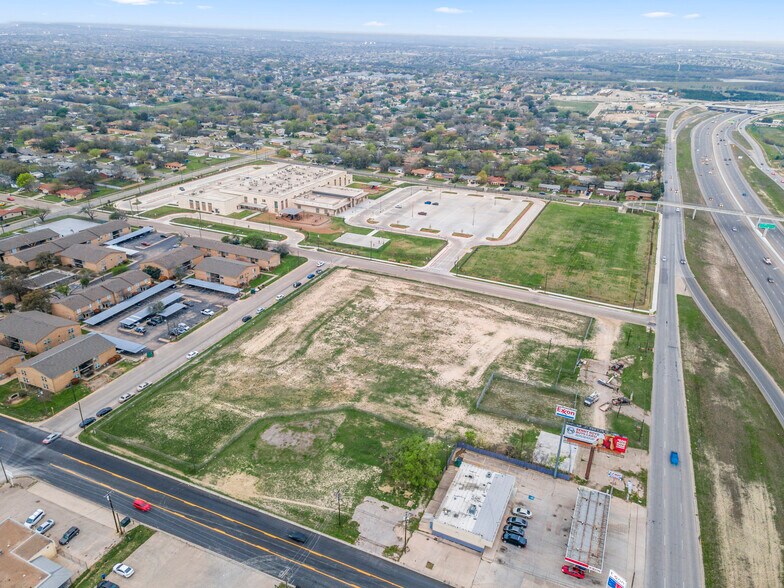 More Photos Of 1414 W Central Texas Expy, Killeen Land For Lease
