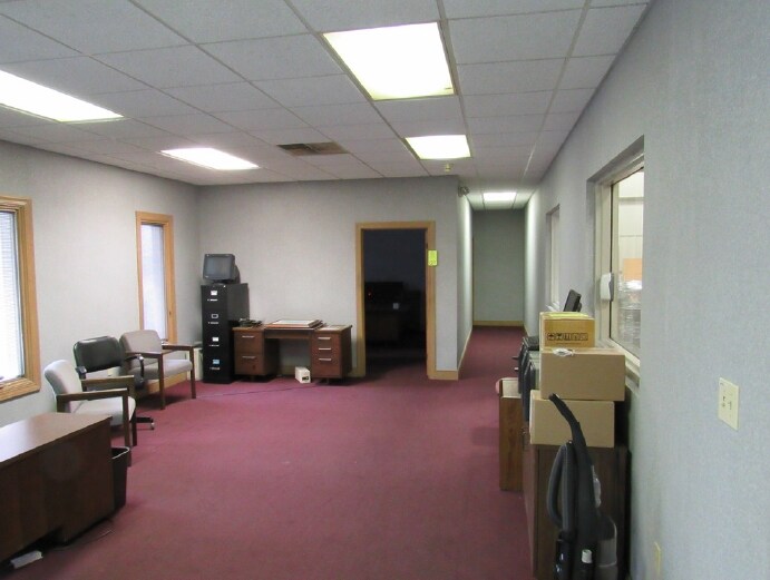 More Photos Of 399 Broyles Ave, Belton Warehouse For Sale