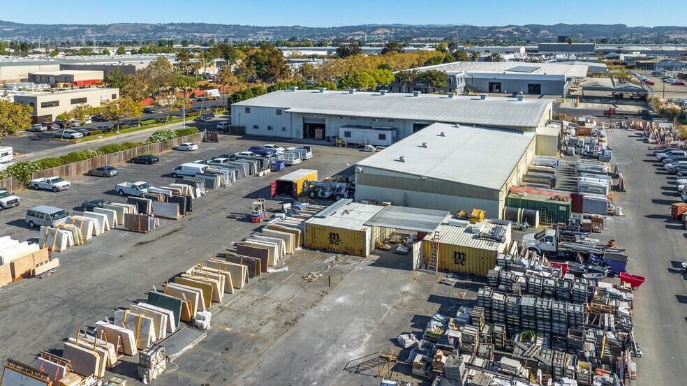 More Photos Of 2378 Polvorosa Ave, San Leandro Warehouse For Lease