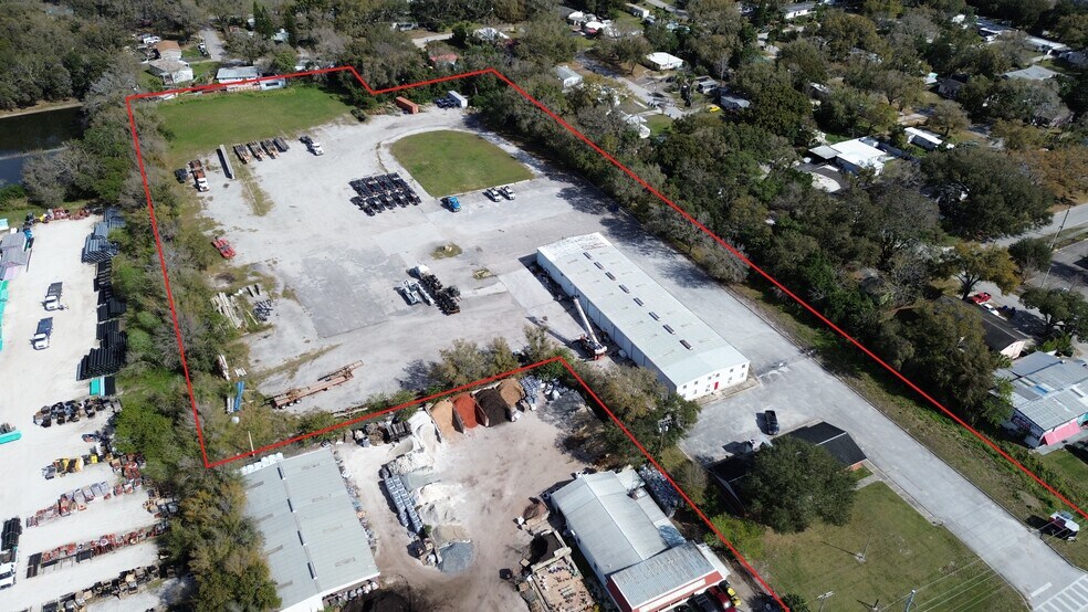 More Photos Of 9516 E Dr Martin Luther King Blvd, Tampa Warehouse For Lease