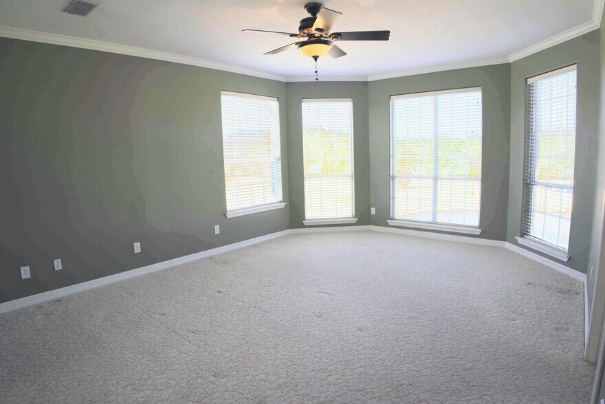 More Photos Of 2982 FM 2935, Brenham Flex For Sale