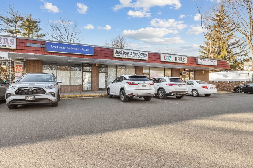 More Photos Of 362-374 Western Hwy, Tappan Freestanding For Lease