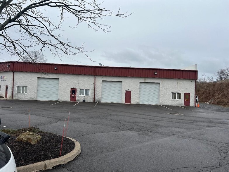 Primary Photo Of 1601 Republic Rd, Huntingdon Valley Warehouse For Lease
