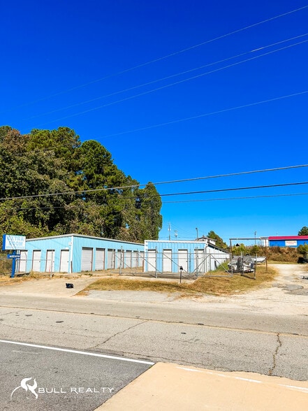 More Photos Of 2570 Flat Shoals Rd SE, Conyers Self Storage For Sale