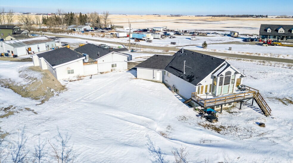 More Photos Of 251223 Sunshine Rd, Rocky View No 44 Warehouse For Sale