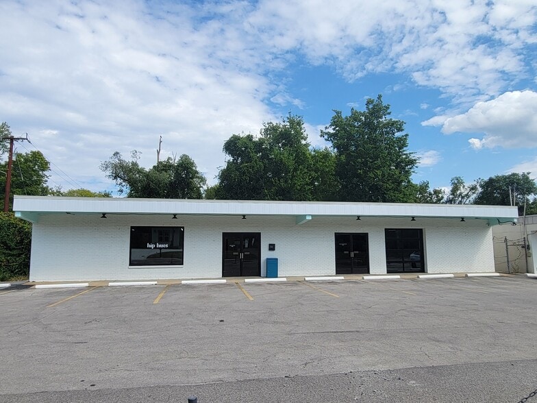 More Photos Of 1531 Jones Ave, Nashville Freestanding For Lease