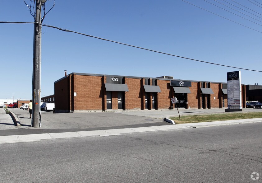 More Photos Of 1625 Sismet Rd, Mississauga Manufacturing For Lease