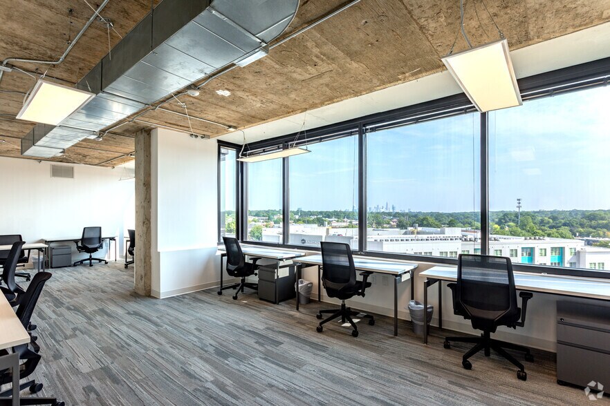 More Photos Of 1515 Mockingbird Ln, Charlotte Office For Lease