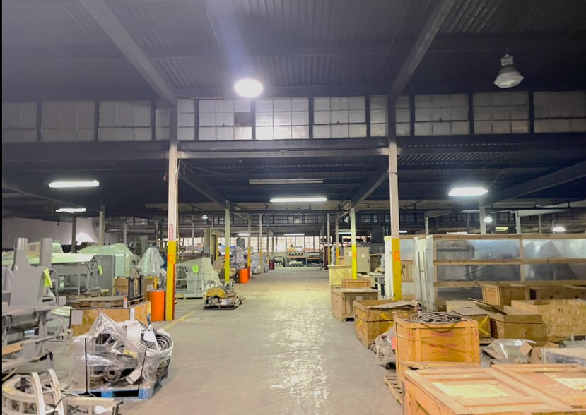 More Photos Of 701 Vine St, Lima Industrial For Lease