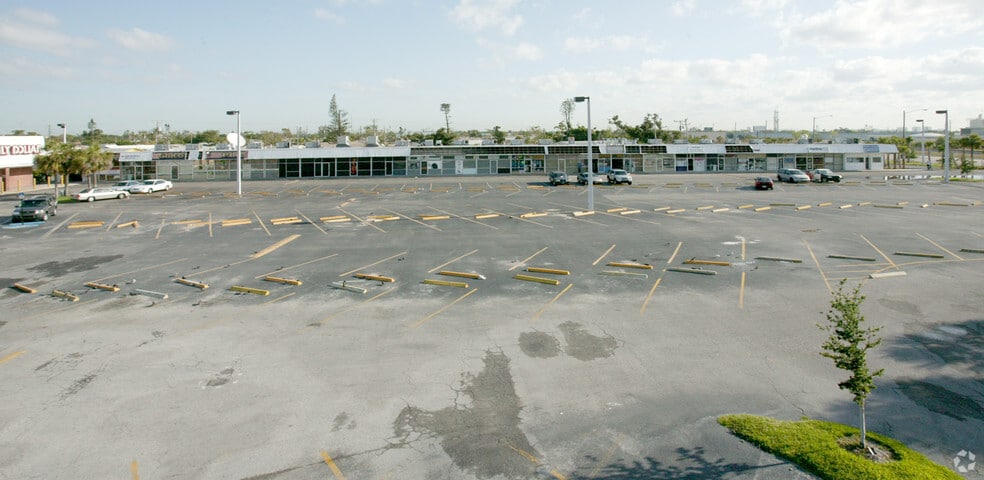 More Photos Of 4811 N Dixie Hwy, Pompano Beach Unknown For Sale